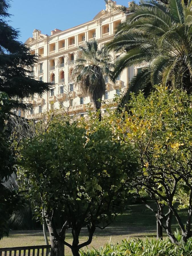 Imperial Palace Bord De Mer Menton Kültér fotó